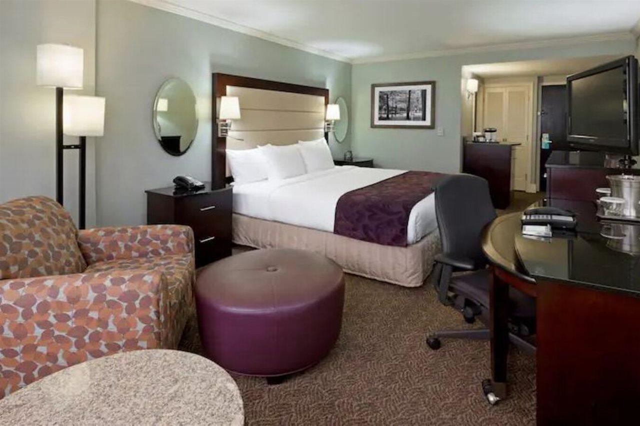 Hotel Belvoir Springfield Ngoại thất bức ảnh